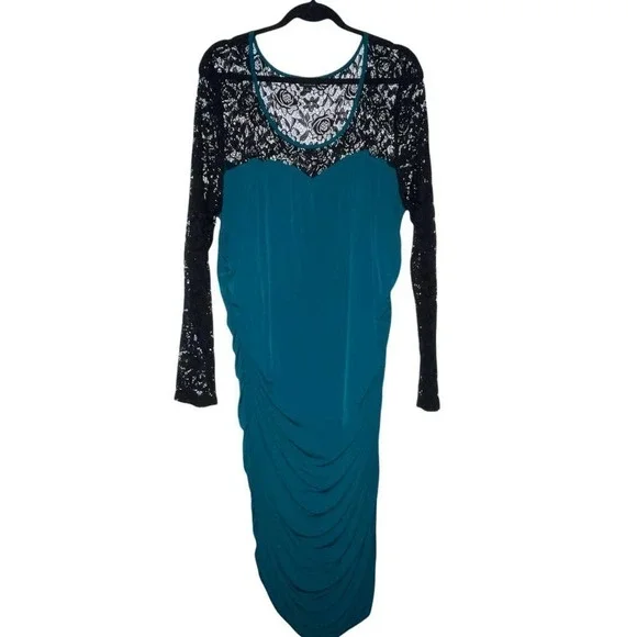 green emerald velvet dress Wintergreen Lace Gown– Teuta Matoshi